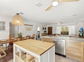 4461 NE 15th Ave, Oakland Park FL 33334