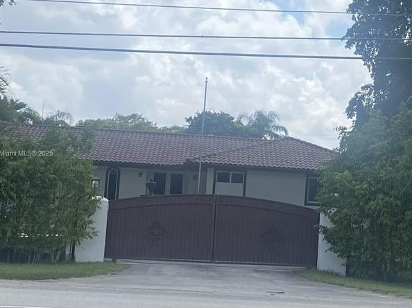 5881 SW 160th Ave, Southwest Ranches FL 33331