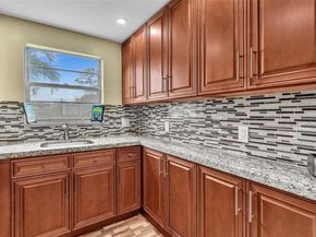 160 Markham H 160, Deerfield Beach FL 33442