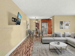 160 Markham H 160, Deerfield Beach FL 33442