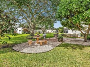 160 Markham H 160, Deerfield Beach FL 33442