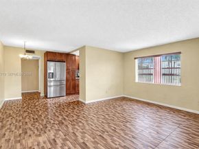 160 Markham H 160, Deerfield Beach FL 33442