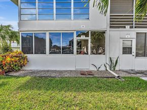 160 Markham H 160, Deerfield Beach FL 33442