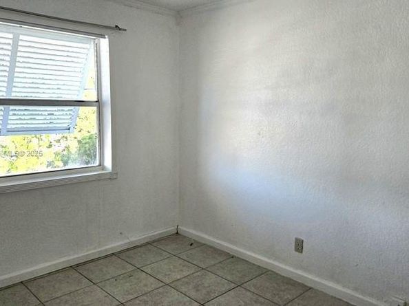 2622 Sheridan St, Hollywood FL 33020