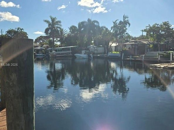 2622 Sheridan St, Hollywood FL 33020