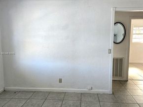 2622 Sheridan St, Hollywood FL 33020