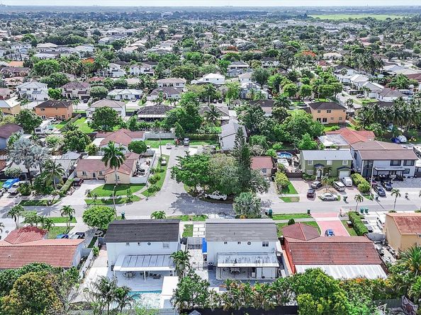 18110 SW 153rd Ct, Miami FL 33187