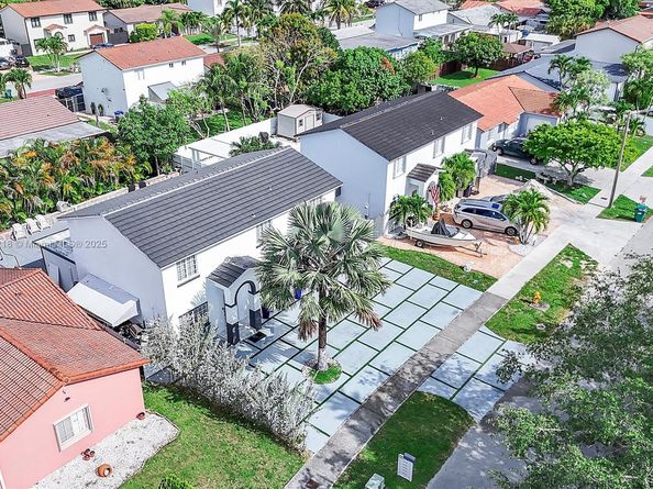 18110 SW 153rd Ct, Miami FL 33187