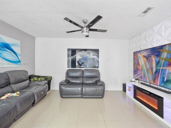 18110 SW 153rd Ct, Miami FL 33187