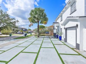 18110 SW 153rd Ct, Miami FL 33187