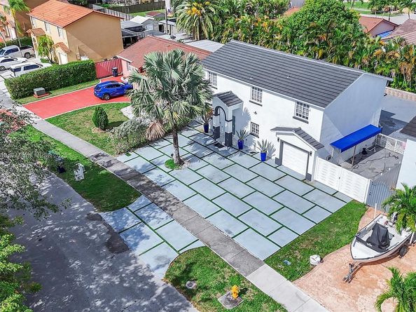 18110 SW 153rd Ct, Miami FL 33187