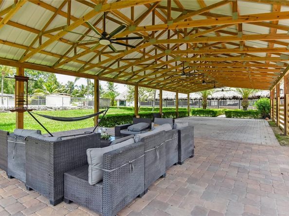 18200 SW 48th St, Southwest Ranches FL 33331