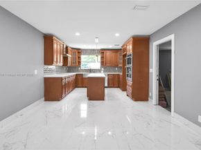 18200 SW 48th St, Southwest Ranches FL 33331