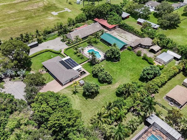 18200 SW 48th St, Southwest Ranches FL 33331
