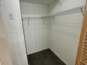 11279 SW 88th St 210K, Miami FL 33176