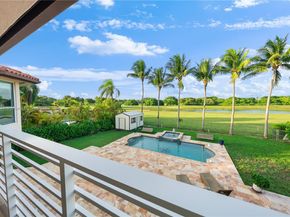 9621 W Calusa Club Dr, Miami FL 33186