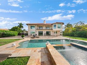 9621 W Calusa Club Dr, Miami FL 33186