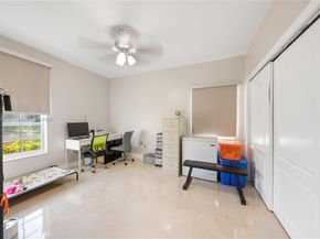 9621 W Calusa Club Dr, Miami FL 33186