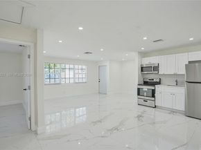 812 13th St, West Palm Beach FL 33401