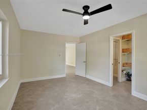 1427-1429 NE 17th Ct, Fort Lauderdale FL 33305