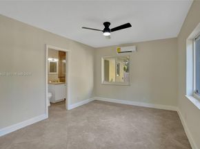 1427-1429 NE 17th Ct, Fort Lauderdale FL 33305