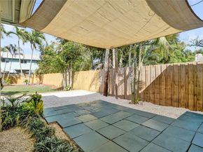 1427-1429 NE 17th Ct, Fort Lauderdale FL 33305