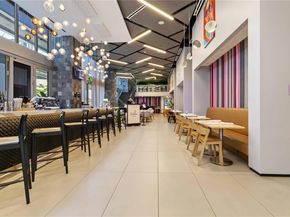 227 NE 2nd St 2506, Miami FL 33132