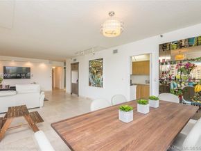 19667 Turnberry Way 5E, Aventura FL 33180