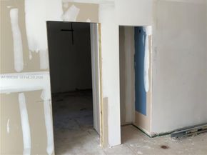 2101 SW 46th Ave, Fort Lauderdale FL 33317