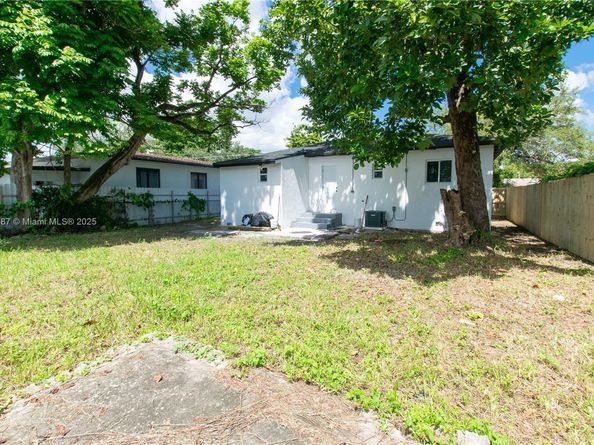 1420 NW 58th Ter, Miami FL 33142