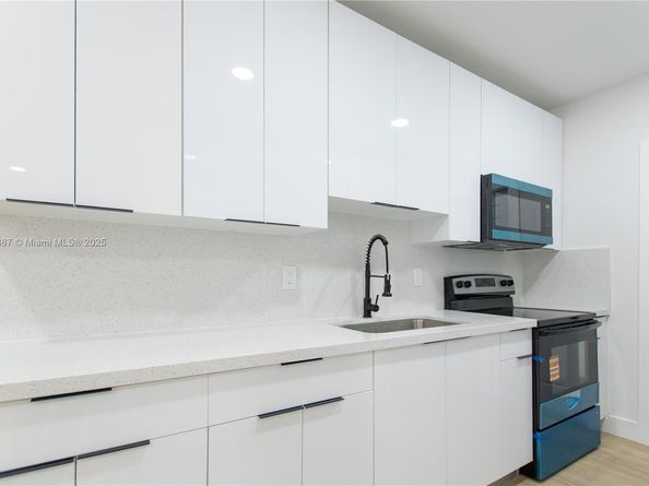 1420 NW 58th Ter, Miami FL 33142