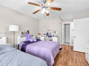 18850 NW 57th Ave 205, Hialeah FL 33015