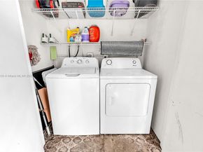 18850 NW 57th Ave 205, Hialeah FL 33015