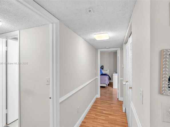 18850 NW 57th Ave 205, Hialeah FL 33015
