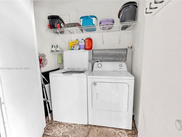 18850 NW 57th Ave 205, Hialeah FL 33015