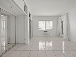 641 Espanola Way 3, Miami Beach FL 33139