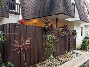 7831 Tam Oshanter Blvd, North Lauderdale FL 33068