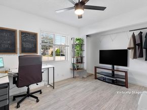 1086 SW 102nd Ter, Pembroke Pines FL 33025