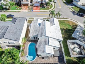 1086 SW 102nd Ter, Pembroke Pines FL 33025