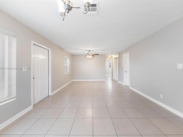 2559 NW 62nd Ter, Margate FL 33063