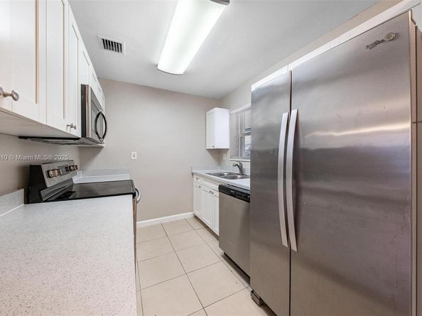 2559 NW 62nd Ter, Margate FL 33063