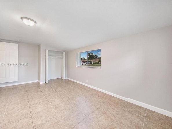 2559 NW 62nd Ter, Margate FL 33063