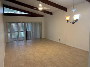 110 Gate Rd 264, Hollywood FL 33024