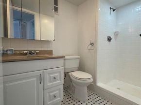 500 Executive Center Dr 2N, West Palm Beach FL 33401