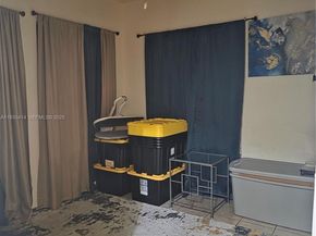 18953 SW 113th Ct, Miami FL 33157