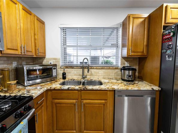 14016 SW 160th St, Miami FL 33177