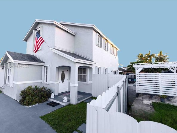 14016 SW 160th St, Miami FL 33177