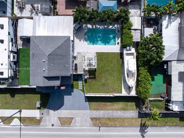 14016 SW 160th St, Miami FL 33177