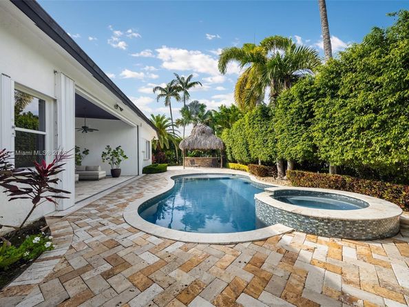 9445 SW 68th St, Miami FL 33173