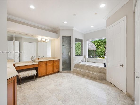 9445 SW 68th St, Miami FL 33173